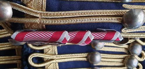 Ein Bild, das Textilfaser, gestreift, Im Haus enth�lt.

Automatisch generierte Beschreibung